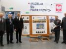 Dar Światowego Stowarzyszenia Lotników Polskich dla dęblińskiego muzeum (fot. muzeumsp.pl)