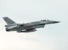 F-16 w locie - widok z boku (fot. Ministerstwo Obrony Narodowej)