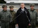 Minister Tomasz Siemoniak u żołnierzy Centrum Operacji Powietrznych (fot. mjr. Robert Siemaszko)