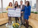Ryanair: Personel pokładowy przekazał 100,000 euro dla Fundacji TVN