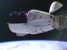 Kapsuła Crew Dragon zacumowała do Międzynarodowej Stacji Kosmicznej (fot. kadr z filmu NASA)