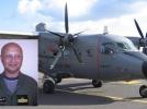 Kmdr ppor. Roman Czyż i samolot transportowy An-28TD (fot. blmw.wp.mil.pl)