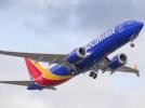 B737 MAX 8 w barwach Southwest Airlines