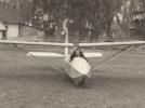 Szybowiec "Orlik" na terenie majątku Kołaczkowskich w Strzyżewicach, wrzesień 1936 r. (fot. F. Rymarz "Monografia Strzyżewic...", za samolotypolskie.pl)