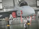 FA-50 w hangarze - widok z bliska z przodu (fot. Piotr Łysakowski)