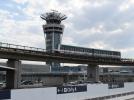 Port lotniczy Paryż-Orly - wieża (fot. Greenwitcher, CC BY-SA 4.0, Wikimedia Commons)