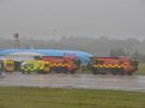 B738 TUI Airways po wypadnięciu z pasa w Leeds, fot. avherald