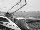 Janusz Krasicki w szybowcu 'Mucha', lotnisko Gocław, Warszawa 1961 (fot. archiwum rodzinne)