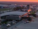 Port Lotniczy Rzeszów-Jasionka - terminal o świcie (fot. rzeszowairport.pl)