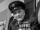 Kapitan John Allman 'Paddy' Hemingway w swoje 105. urodziny (fot. raf.mod.uk, OGL 3, Wikimedia Commons)