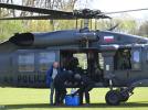 Transport serca przy użyciu śmigłowca policyjnego Black Hawk (fot. policja.pl)