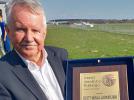 Złoty Medal dla Tadeusza Mężyka za zasługi dla Aeroklubu Polskiego (fot. Aeroklub Rybnickiego Okręgu Węglowego)