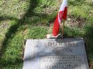 Grób patrona Gdyńskiej Brygady Lotnictwa MW, kmdr. por. pil. Karola Trzaski-Durskiego (fot. kmdr ppor. Marcin Kołodziejski)