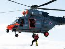 Śmigłowiec W-3WARM podczas akcji ratowniczej (fot. COM-DKM)