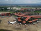Port Lotniczy Dżakarta-Soekarno-Hatta w Indonezji (fot. Gunawan Kartapranata, CC BY-SA 4.0, Wikimedia Commons)