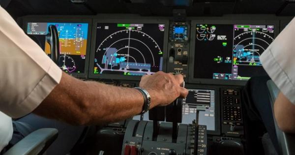 Temperament i osobowość jako predyktory efektywności reakcji: Nowe wnioski z selekcji kandydatów na pilotów