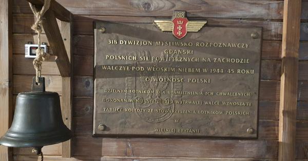 318. Dywizjon „Gdański” upamiętniony w przestrzeni miasta. Rondo na Żabiance zyskało historycznego patrona