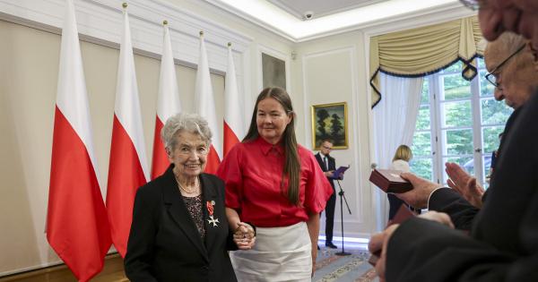 Adela Dankowska odznaczona Krzyżem Oficerskim Orderu Odrodzenia Polski